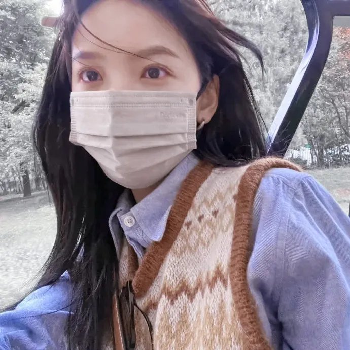 金发奇女